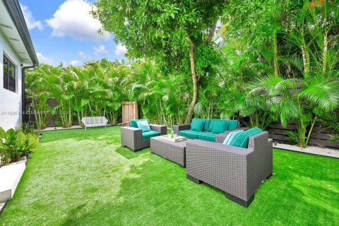 Casa en venta en Miami, Florida, 3 dormitorios, 140.1 m2 № 1381810 - foto 15