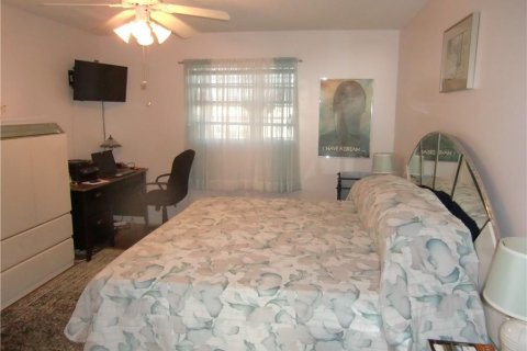 Condo in Lauderdale Lakes, Florida, 2 bedrooms  № 1070489 - photo 10