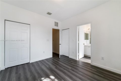 Copropriété à vendre à Cutler Bay, Floride: 2 chambres, 119.84 m2 № 1305376 - photo 22