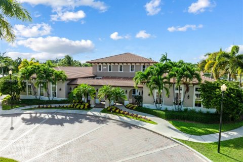 Copropriété à vendre à Cutler Bay, Floride: 2 chambres, 119.84 m2 № 1305376 - photo 26