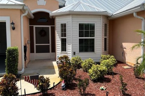 Condo in Sebring, Florida, 2 bedrooms  № 1361690 - photo 1