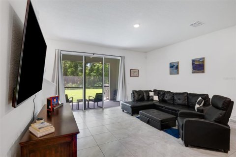 Adosado en venta en Bradenton, Florida, 3 dormitorios, 155.43 m2 № 1296288 - foto 8