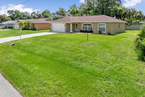 House in North Port, Florida 3 bedrooms, 110 sq.m. № 1296287 - photo 30