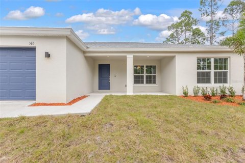 House in Port Charlotte, Florida 4 bedrooms, 184.5 sq.m. № 1218643 - photo 2