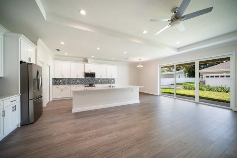Villa ou maison à vendre à Lutz, Floride: 3 chambres, 194.44 m2 № 1030213 - photo 4