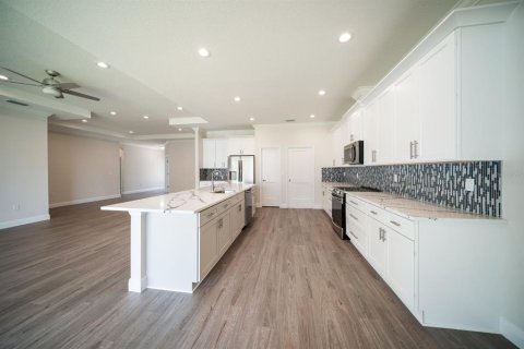 Casa en venta en Lutz, Florida, 3 dormitorios, 194.44 m2 № 1030213 - foto 5
