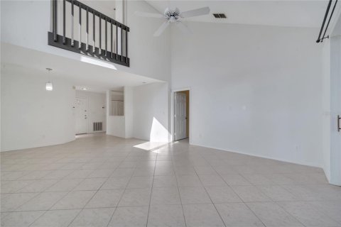 Villa ou maison à vendre à Orlando, Floride: 4 chambres, 155.8 m2 № 1385004 - photo 16