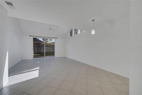 Casa en venta en Orlando, Florida, 4 dormitorios, 155.8 m2 № 1385004 - foto 13