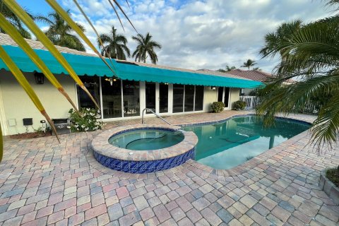 Villa ou maison à vendre à Lighthouse Point, Floride: 3 chambres, 246.19 m2 № 1026910 - photo 28