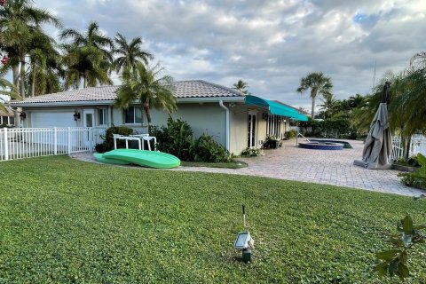 Villa ou maison à vendre à Lighthouse Point, Floride: 3 chambres, 246.19 m2 № 1026910 - photo 24