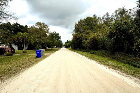 Terrain à vendre à Vero Beach, Floride № 1029549 - photo 1