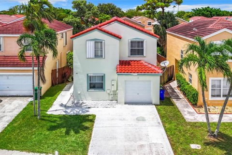 Casa en venta en Margate, Florida, 3 dormitorios, 167.97 m2 № 1253966 - foto 1