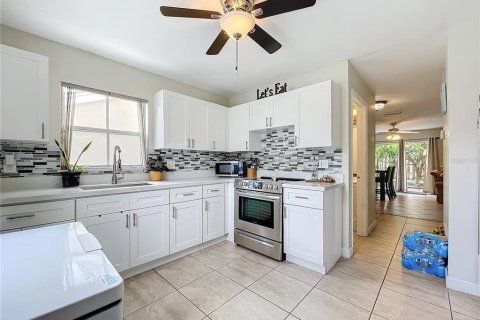 Casa en venta en Margate, Florida, 3 dormitorios, 167.97 m2 № 1253966 - foto 10