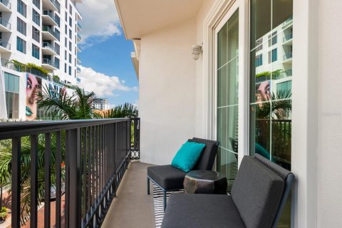 Condominio en venta en Sarasota, Florida, 1 dormitorio, 68.38 m2 № 1359159 - foto 16