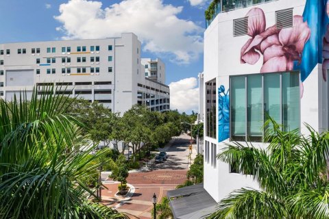 Condominio en venta en Sarasota, Florida, 1 dormitorio, 68.38 m2 № 1359159 - foto 18