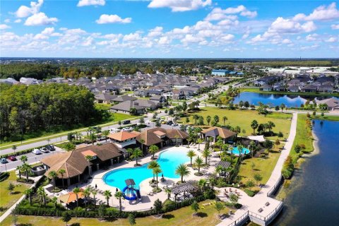 Villa ou maison à louer à Kissimmee, Floride: 4 chambres, 171.03 m2 № 1359158 - photo 26