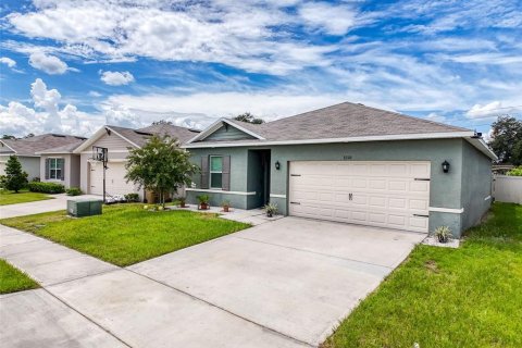 Casa en venta en Kissimmee, Florida, 3 dormitorios, 130.53 m2 № 1298307 - foto 4