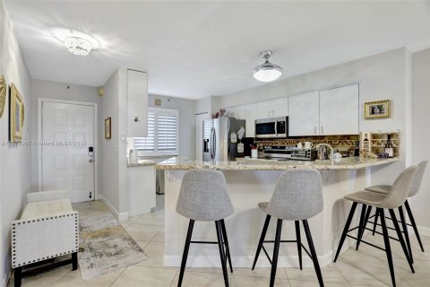 Condominio en venta en Pompano Beach, Florida, 2 dormitorios, 113.53 m2 № 1397415 - foto 8