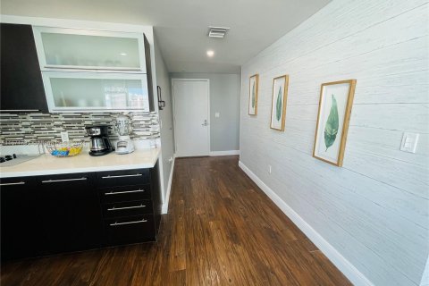 Condo in Miami, Florida, 3 bedrooms  № 1397414 - photo 18