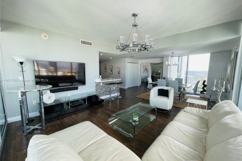 Condo in Miami, Florida, 3 bedrooms  № 1397414 - photo 10