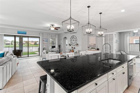 Casa en venta en Wesley Chapel, Florida, 3 dormitorios, 239.41 m2 № 1374087 - foto 15