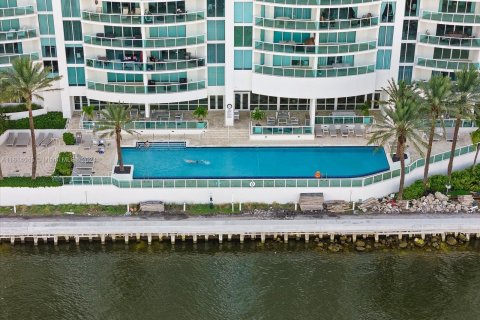 Condominio en venta en Aventura, Florida, 4 dormitorios, 332.13 m2 № 1237985 - foto 25