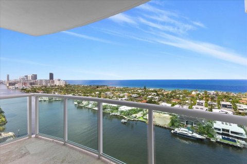 Copropriété à vendre à Aventura, Floride: 4 chambres, 332.13 m2 № 1237985 - photo 4