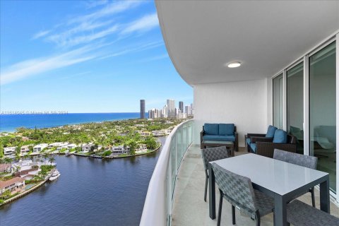 Condominio en venta en Aventura, Florida, 4 dormitorios, 332.13 m2 № 1237985 - foto 7