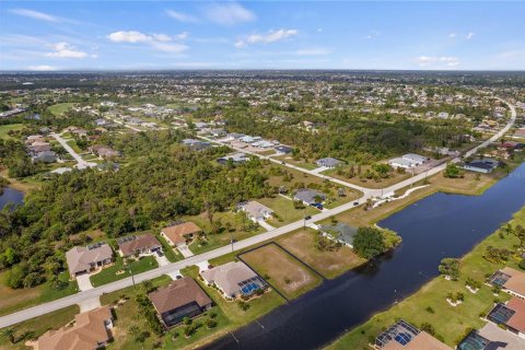 Terreno en venta en Rotonda, Florida № 1064260 - foto 5