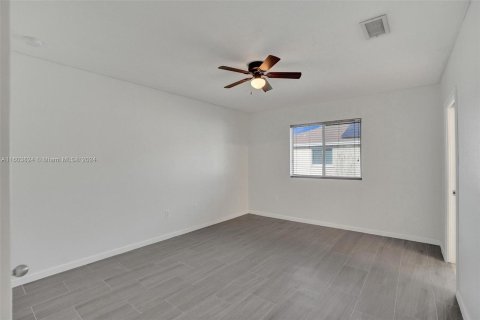 Adosado en venta en Miami Gardens, Florida, 3 dormitorios, 147.62 m2 № 1225026 - foto 29