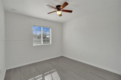 Townhouse in Miami Gardens, Florida 3 bedrooms, 147.62 sq.m. № 1225026 - photo 20