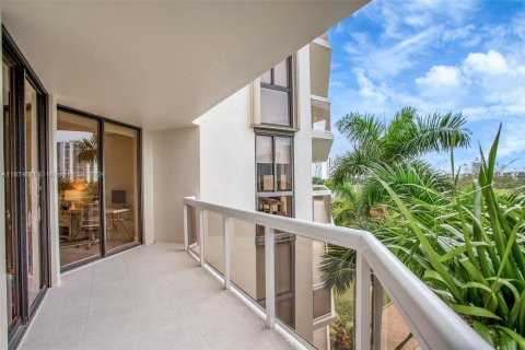 Copropriété à vendre à Aventura, Floride: 3 chambres, 181.16 m2 № 1403003 - photo 12