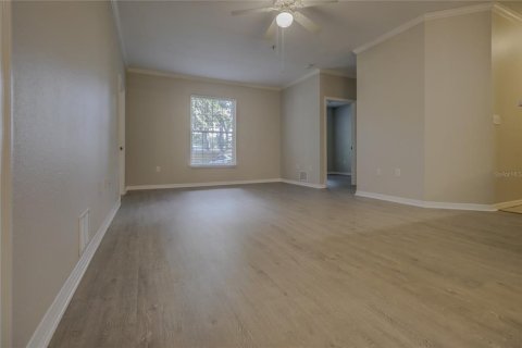 Copropriété à vendre à Tampa, Floride: 2 chambres, 97.08 m2 № 1376935 - photo 6