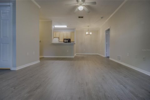 Condo in Tampa, Florida, 2 bedrooms  № 1376935 - photo 4