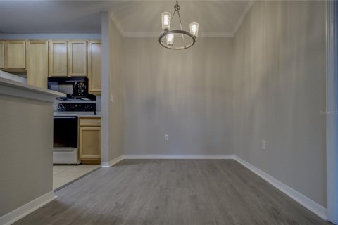 Condo in Tampa, Florida, 2 bedrooms  № 1376935 - photo 13