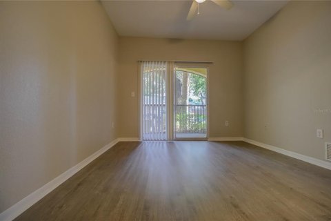 Condo in Tampa, Florida, 2 bedrooms  № 1376935 - photo 23