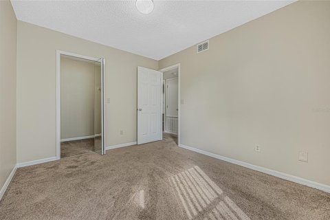 Condo in Kissimmee, Florida, 3 bedrooms  № 1387230 - photo 6