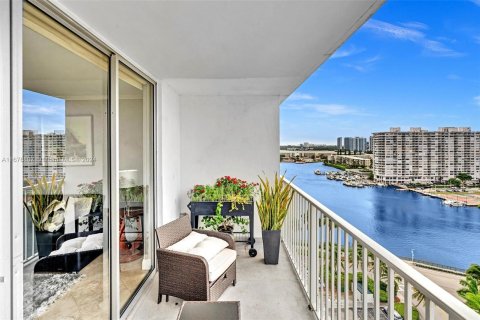 Copropriété à vendre à Aventura, Floride: 1 chambre, 99.03 m2 № 1405910 - photo 25