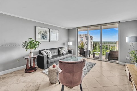 Condo in Aventura, Florida, 1 bedroom  № 1405910 - photo 18