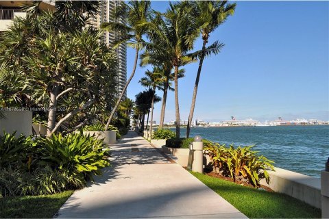 Condominio en venta en Miami, Florida, 2 dormitorios, 91.51 m2 № 1405959 - foto 20