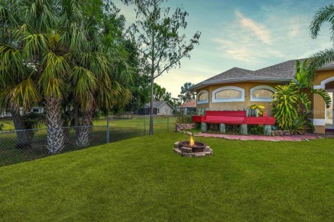 Villa ou maison à vendre à Lehigh Acres, Floride: 4 chambres, 179.49 m2 № 1190685 - photo 28