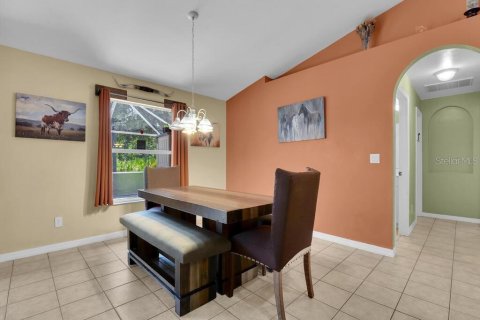 Villa ou maison à vendre à Lehigh Acres, Floride: 4 chambres, 179.49 m2 № 1190685 - photo 10