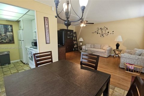 Copropriété à vendre à Deerfield Beach, Floride: 2 chambres, 81.75 m2 № 1237261 - photo 4