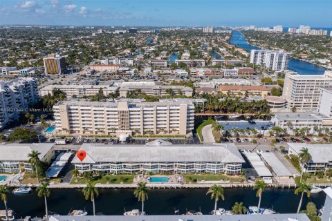 Condo in Fort Lauderdale, Florida, 2 bedrooms  № 1242302 - photo 25