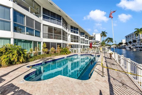 Condo in Fort Lauderdale, Florida, 2 bedrooms  № 1242302 - photo 21