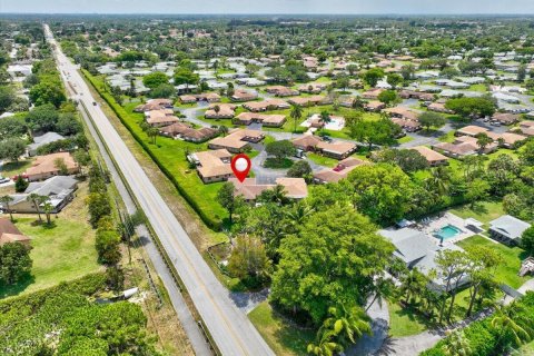 House in Delray Beach, Florida 2 bedrooms, 106.84 sq.m. № 1160833 - photo 6