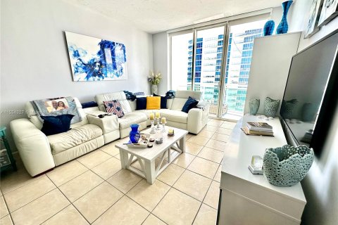 Copropriété à vendre à Hollywood, Floride: 1 chambre, 82.03 m2 № 1075076 - photo 11