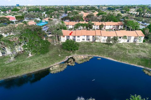 Copropriété à vendre à Boca Raton, Floride: 2 chambres, 88.26 m2 № 1040647 - photo 13