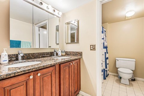 Condo in Boca Raton, Florida, 2 bedrooms  № 1040647 - photo 24