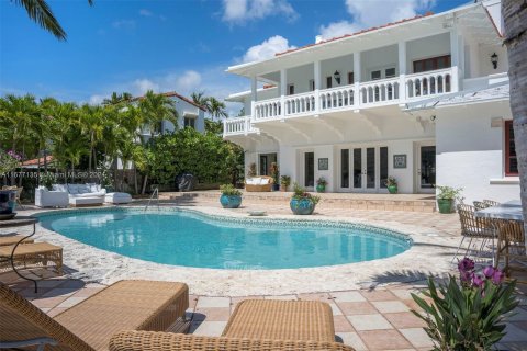 Villa ou maison à vendre à Miami Beach, Floride: 8 chambres, 599.96 m2 № 1402674 - photo 8